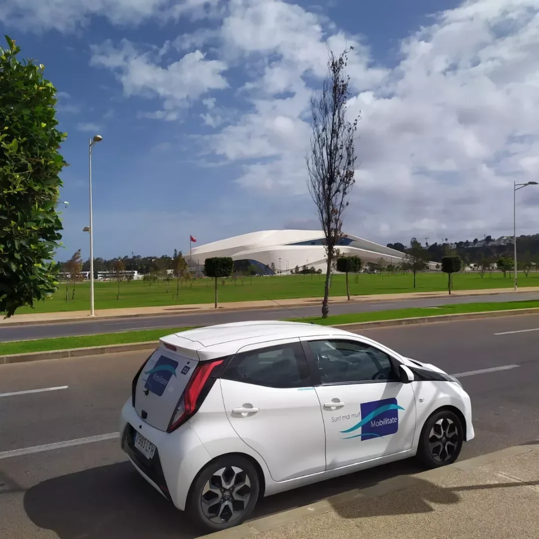 Coche de alquiler para carretera